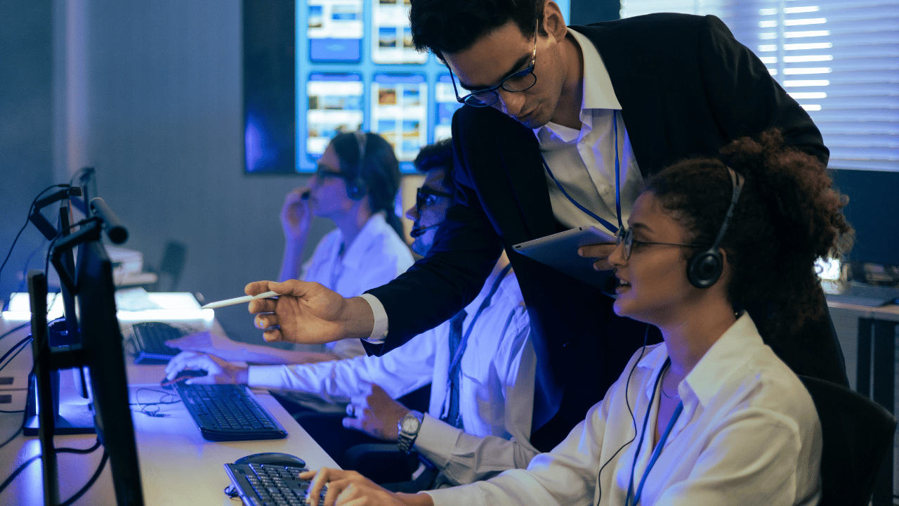 how to improve customer experience in call center​
